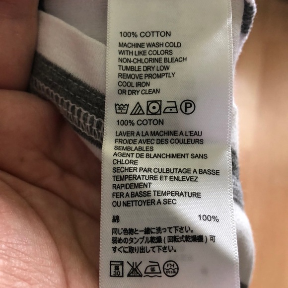 Tommy Bahama top , Size M . - Picture 4 of 4